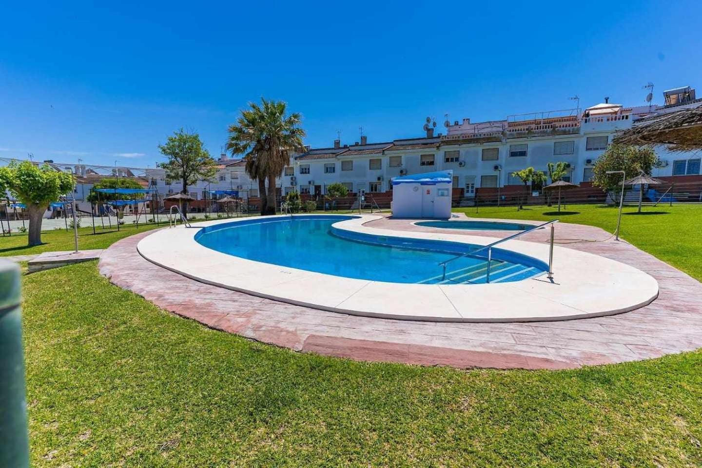 Casa Grande Piscina Y Garaje Villa Алхараке Екстериор снимка